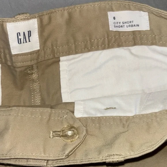 GAP Tan Women's Shorts - Picture 7 of 8